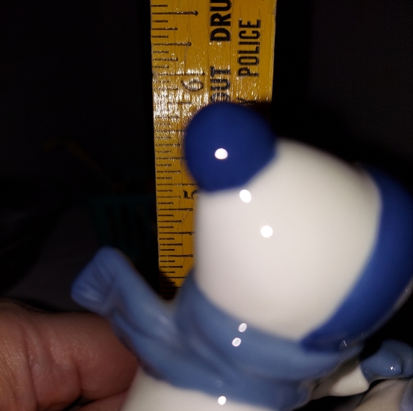 1992 Paul Sebastian Sledding Figurine Childs Play Porcelain Mexico Winter Snow - Picture 8 of 9